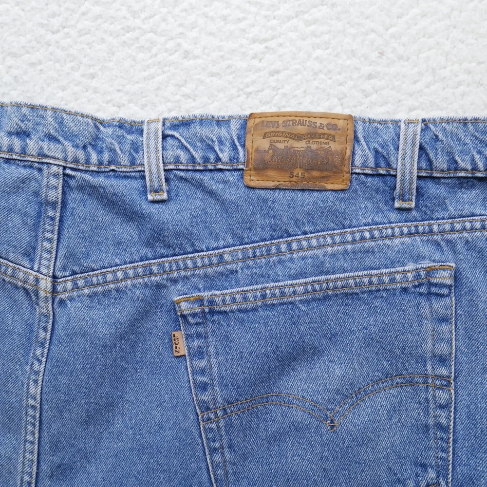 Vintage Levi's Shorts Mens Size 50 Loose Fit 90s Jean Blue Denim High-Rise 545